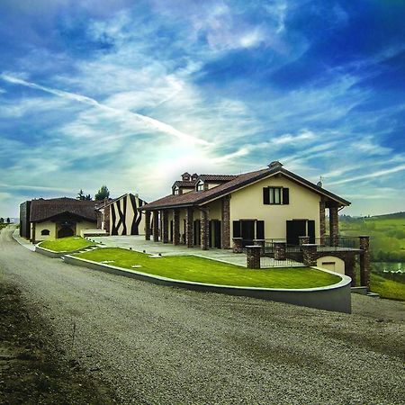 Montalbera Wine Suites Montemagno  ภายนอก รูปภาพ