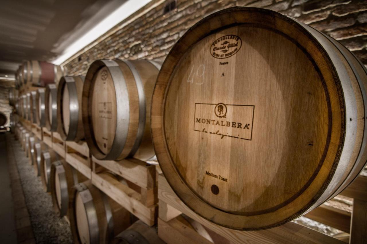 Montalbera Wine Suites Montemagno  ภายนอก รูปภาพ