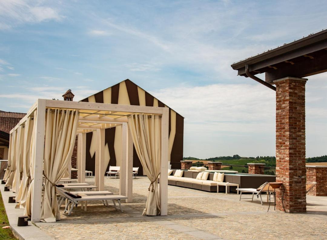 Montalbera Wine Suites Montemagno  ภายนอก รูปภาพ