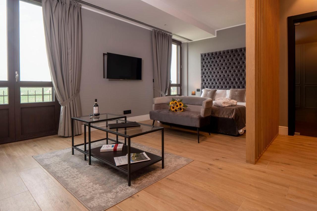 Montalbera Wine Suites Montemagno  ภายนอก รูปภาพ