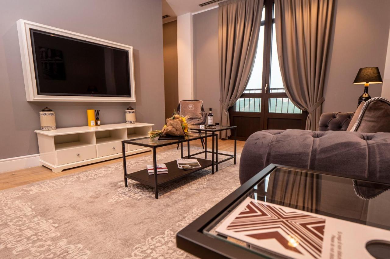 Montalbera Wine Suites Montemagno  ภายนอก รูปภาพ